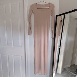 ✨Soft” Strechy Pale nude/Pink Maxi Dress
